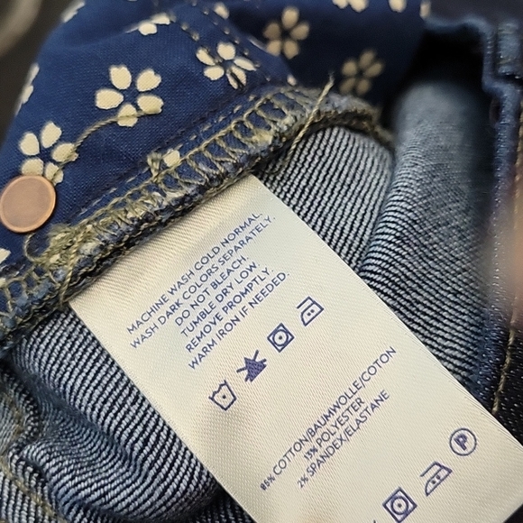 LANDS END Canvas 28 Pin Straight Jean - Picture 12 of 12